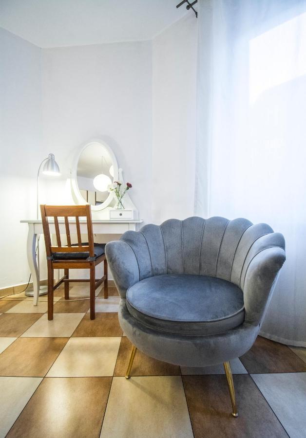Lion Apartments - Your Own Apartment In Cracow クラクフ エクステリア 写真