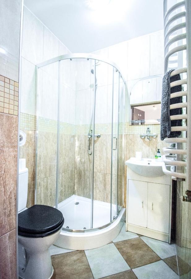 Lion Apartments - Your Own Apartment In Cracow クラクフ エクステリア 写真