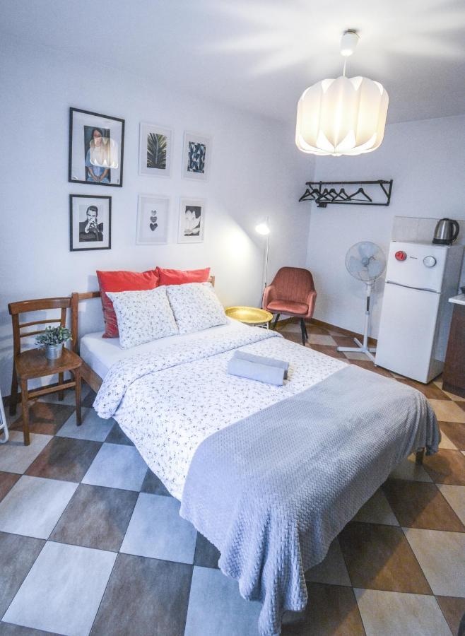 Lion Apartments - Your Own Apartment In Cracow クラクフ エクステリア 写真