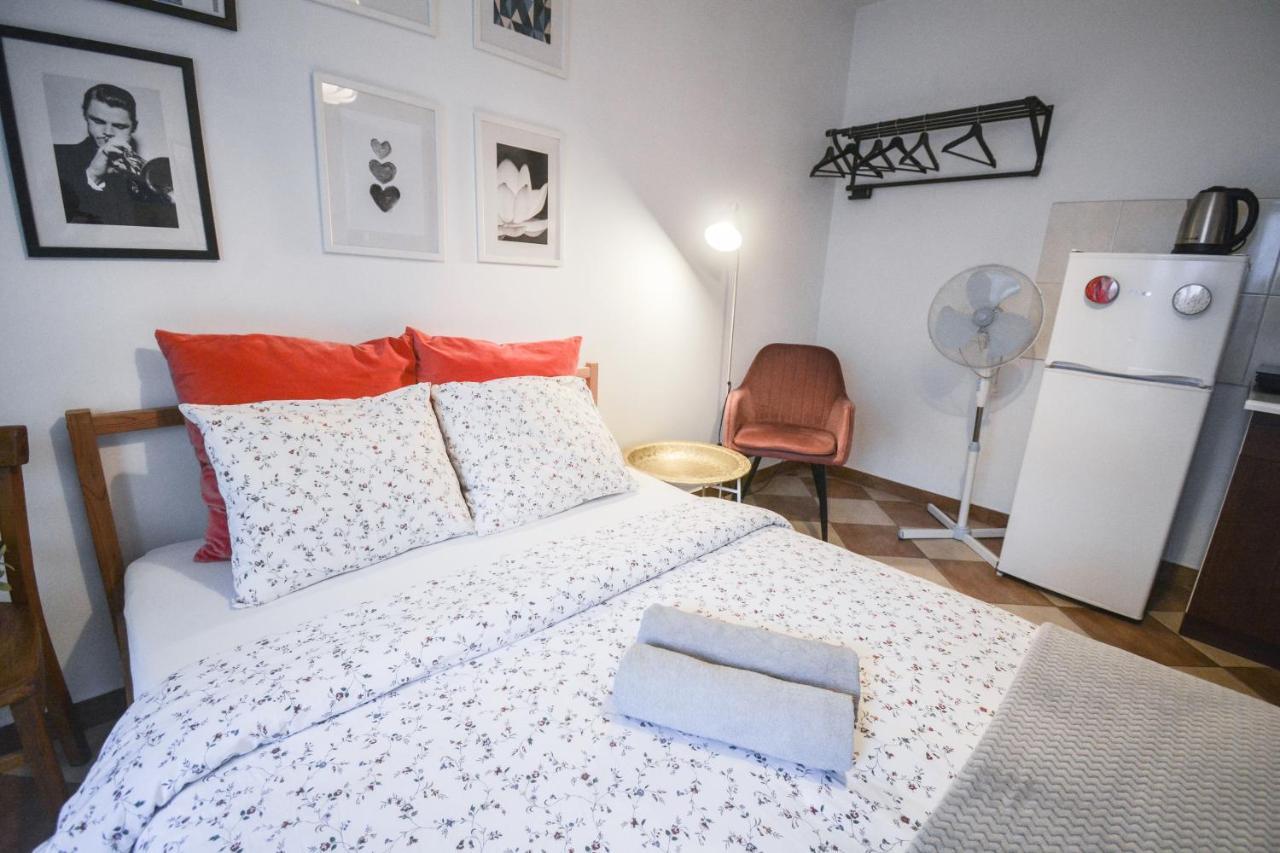 Lion Apartments - Your Own Apartment In Cracow クラクフ エクステリア 写真